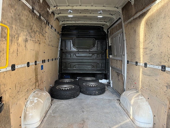 Volkswagen Crafter 35 10 of 11