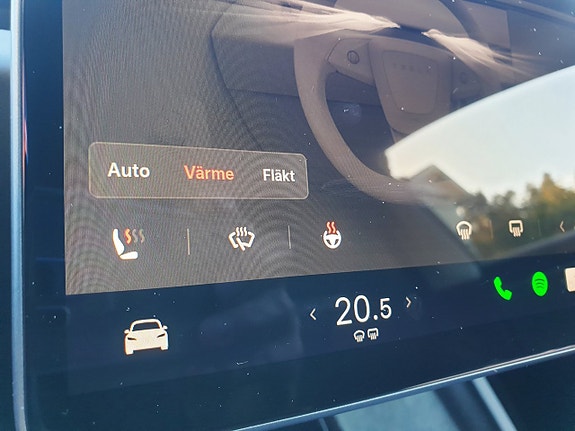 Tesla Model 3 15 of 25