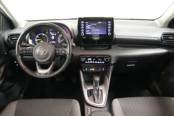 Toyota Yaris 13 of 24