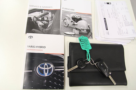 Toyota Yaris 22 of 24