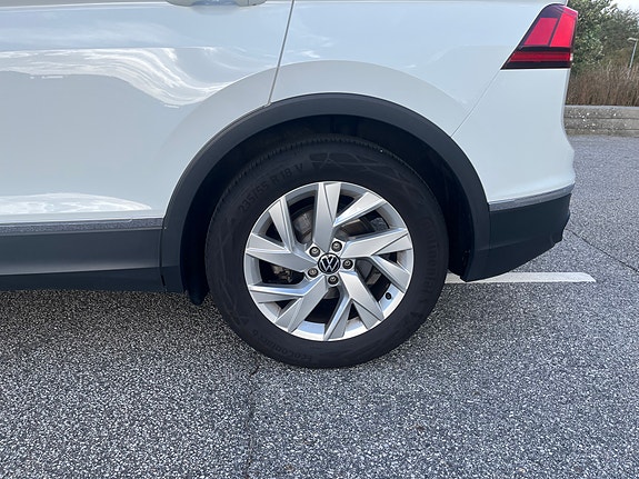 Volkswagen Tiguan 12 of 18