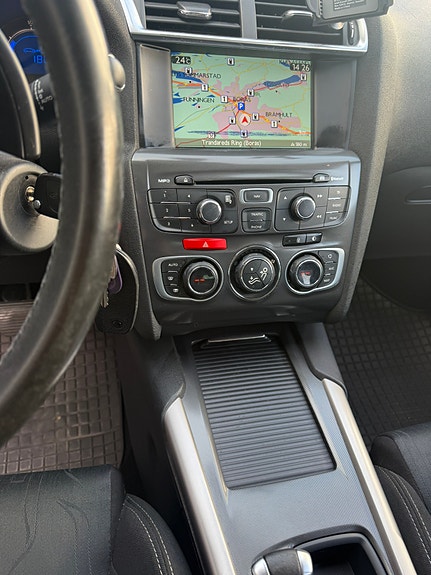 Citroen C4 8 of 14