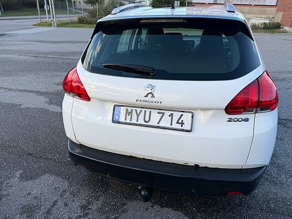 Peugeot 2008 6 of 9