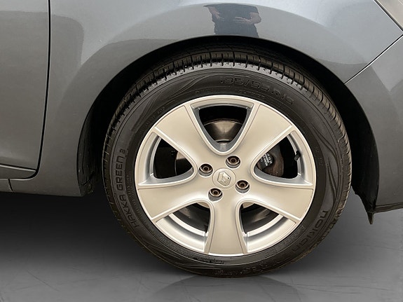 Renault Clio 25 of 25