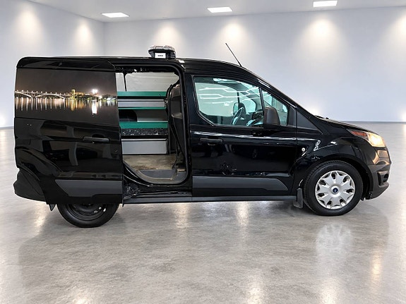 Ford Transit Connect 7 of 15