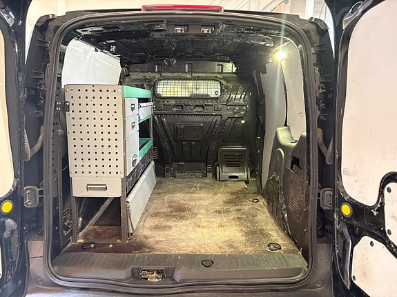 Ford Transit Connect 14 of 15