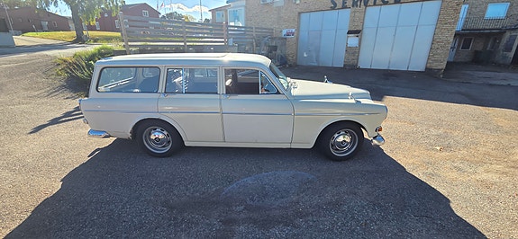 Volvo Amazon 2 of 10