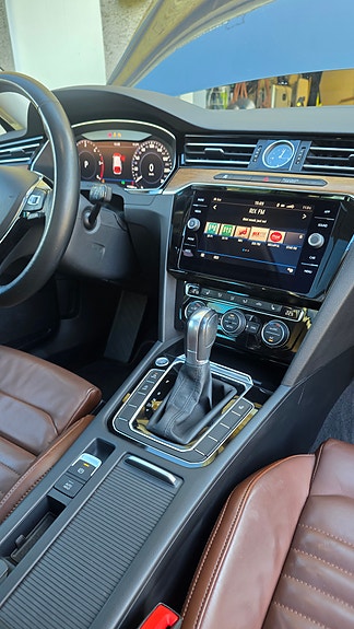Volkswagen Passat 17 of 18