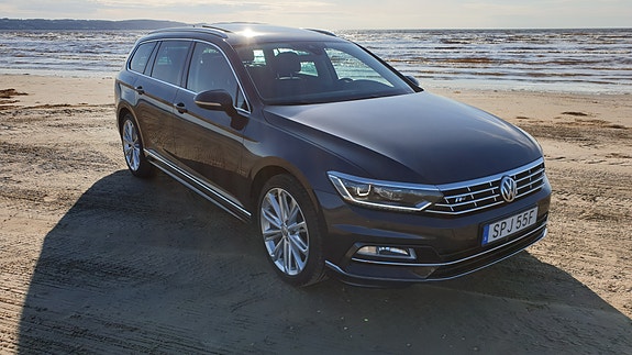 Volkswagen Passat 3 of 18