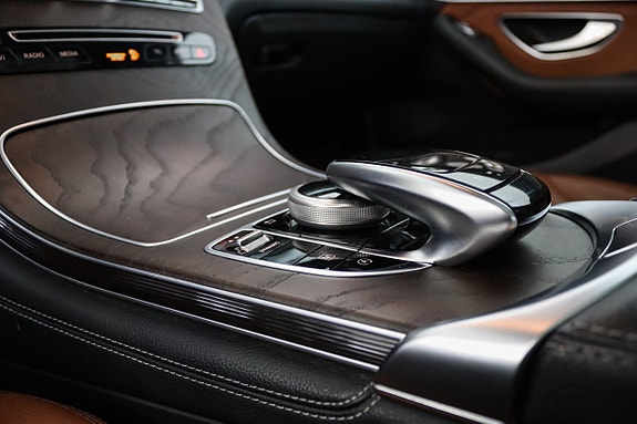 Mercedes-Benz GLC250 d 16 of 22