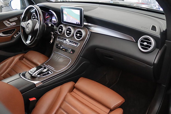 Mercedes-Benz GLC250 d 14 of 22