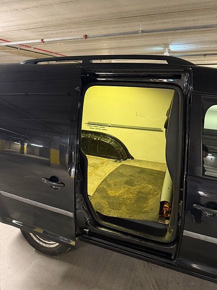 Volkswagen Caddy 10 of 14