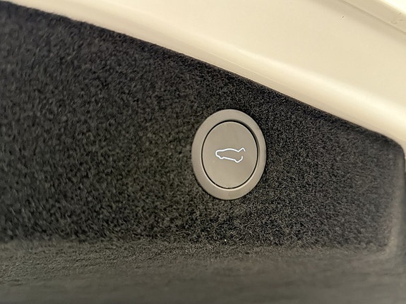 Tesla Model 3 30 of 30