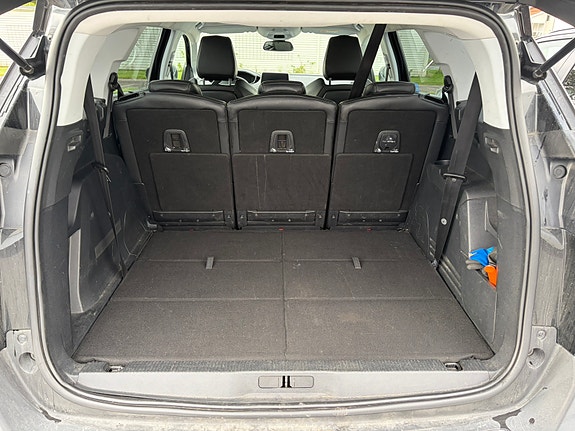 Peugeot 5008 8 of 12