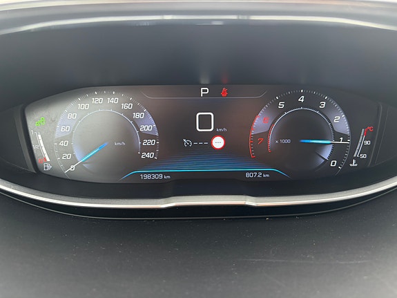 Peugeot 5008 5 of 12