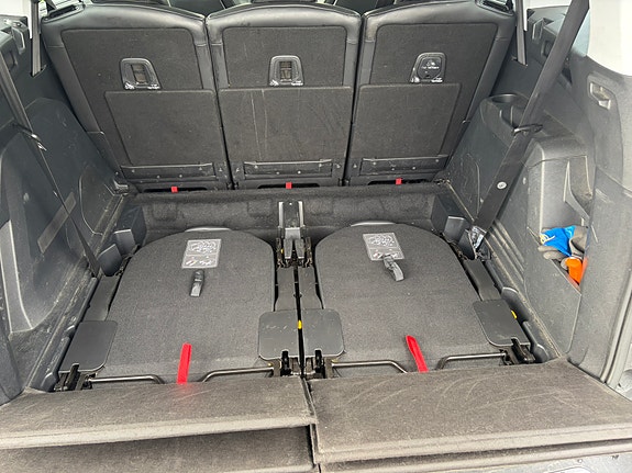 Peugeot 5008 10 of 12
