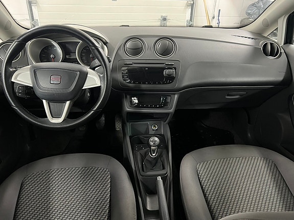 Seat Ibiza 5 of 7