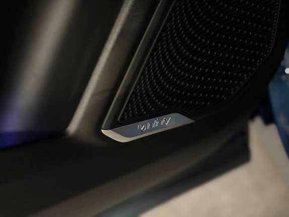 Lynk & Co 01 13 of 24