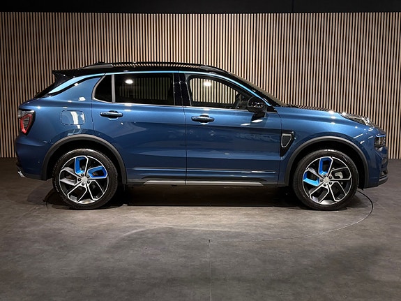 Lynk & Co 01 2 of 24