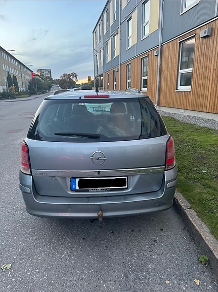 Opel Astra 20 of 24