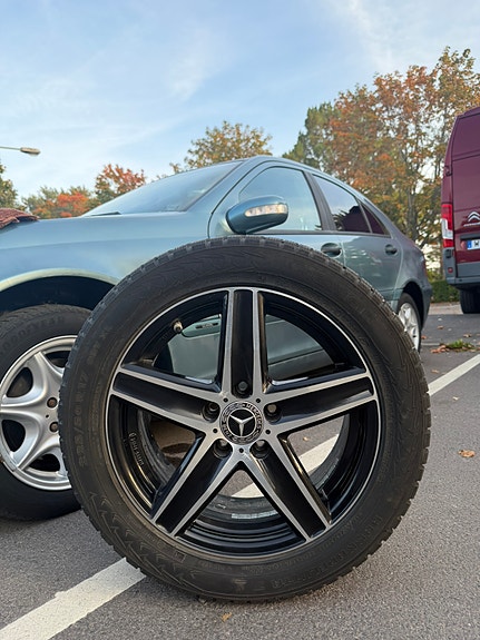 Mercedes-Benz C180 13 of 15