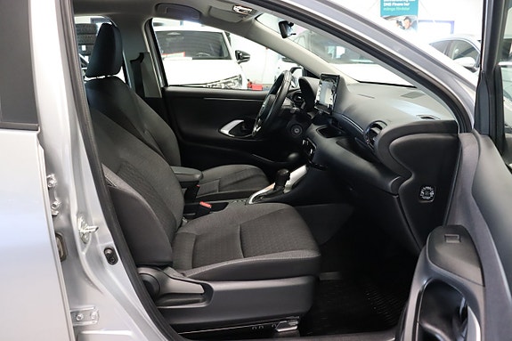 Toyota Yaris 11 of 20