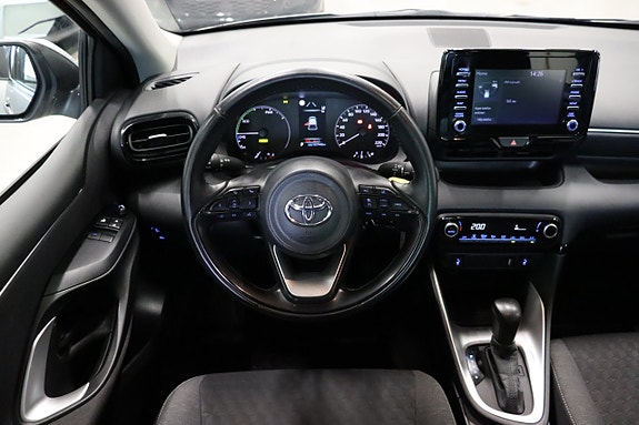 Toyota Yaris 12 of 20
