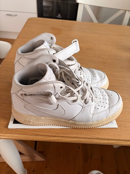 Product image 1 of 4