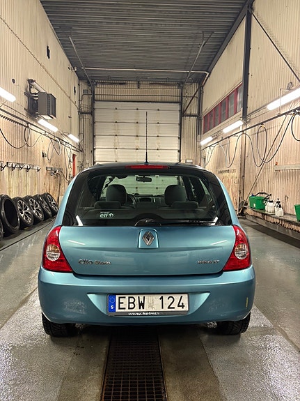 Renault Clio 2 of 5