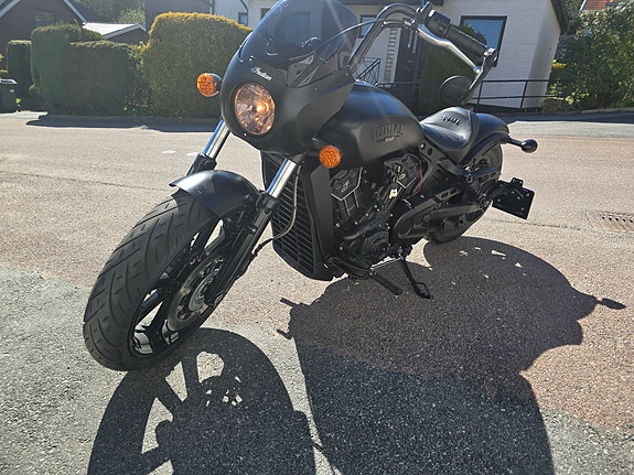 INDIAN SCOUT ROGUE 3 of 3