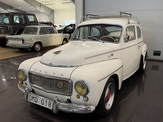 Volvo PV 3 of 10