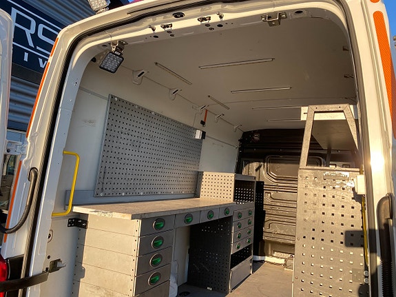 Volkswagen Crafter 35 13 of 25