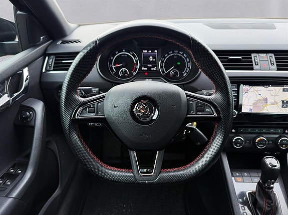 Skoda Octavia RS 14 of 26