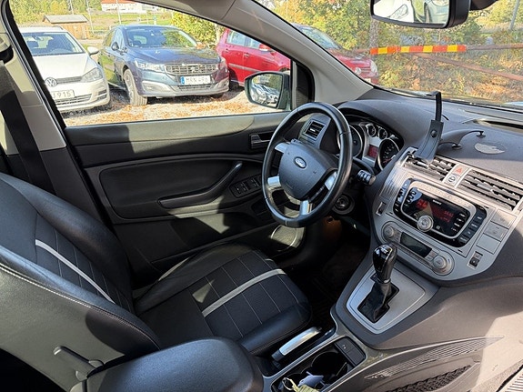 Ford Kuga 11 of 20