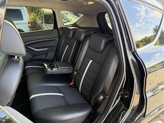 Ford Kuga 14 of 20