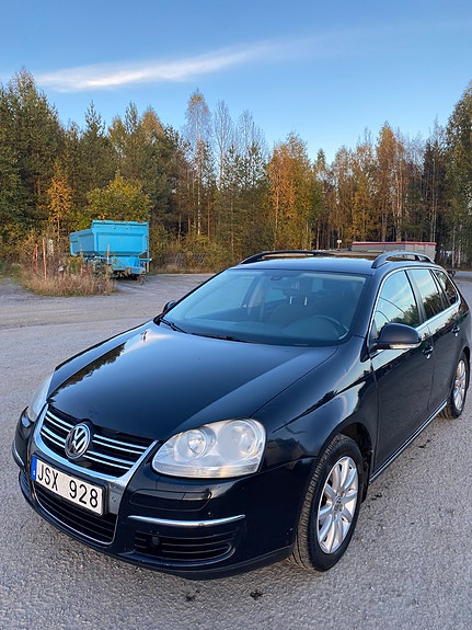 Volkswagen Golf V 3 of 15