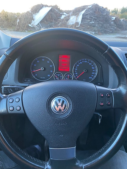 Volkswagen Golf V 10 of 15