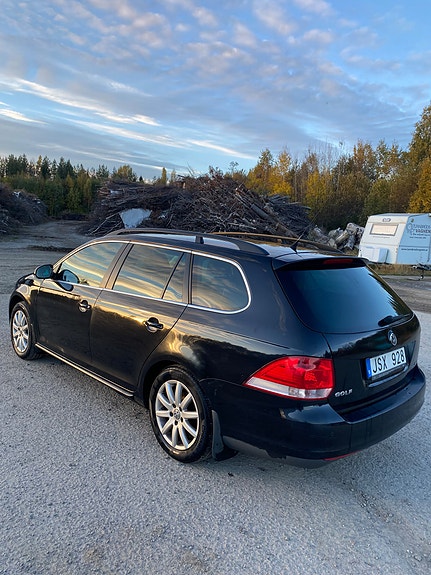 Volkswagen Golf V 5 of 15