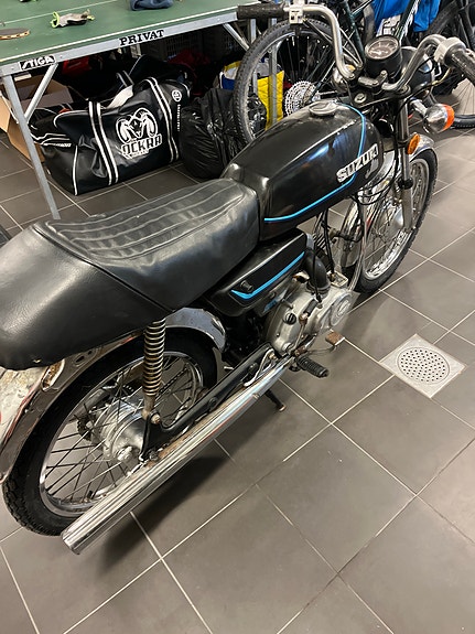 Suzuki K50 2 of 4