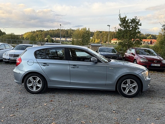 BMW 118d 5 of 16