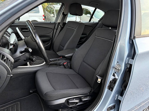 BMW 118d 11 of 16