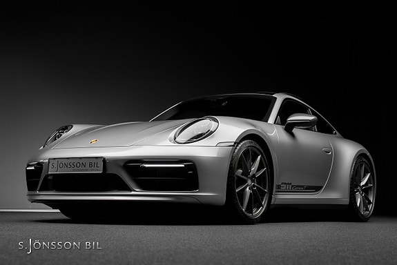Porsche 911 Carrera T 8 of 22