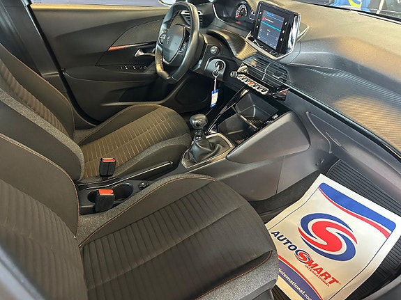 Peugeot 2008 8 of 30