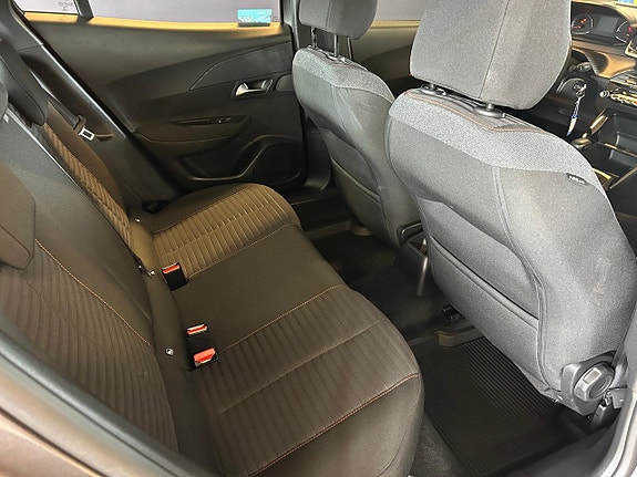 Peugeot 2008 29 of 30