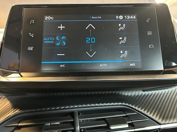 Peugeot 2008 13 of 30