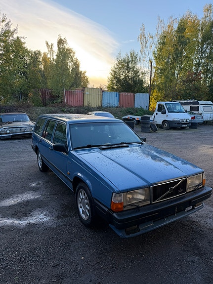 Volvo 740 3 of 11