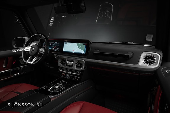Mercedes-Benz G63 13 of 22