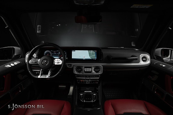 Mercedes-Benz G63 17 of 22