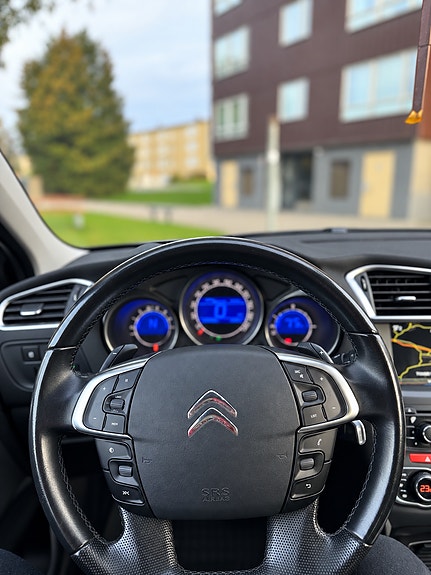 Citroen C4 15 of 16