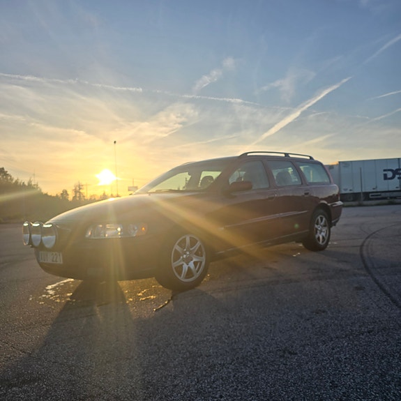 Volvo V70 7 of 11